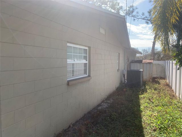 6359 13TH AVENUE N, St Petersburg, FL 33710
