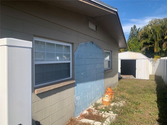 6359 13TH AVENUE N, St Petersburg, FL 33710