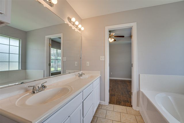2206 Kaitlyn Circle, Caddo Mills, TX 75135