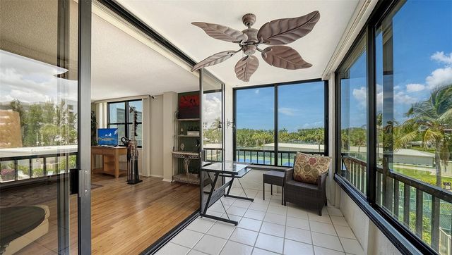 8773 MIDNIGHT PASS ROAD 302G, Sarasota, FL 34242