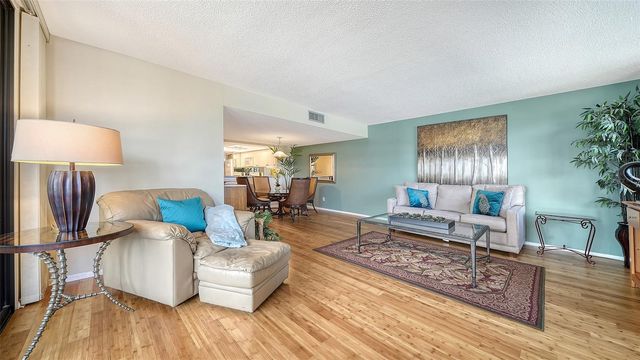 8773 MIDNIGHT PASS ROAD 302G, Sarasota, FL 34242