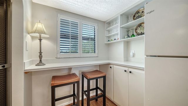 8773 MIDNIGHT PASS ROAD 302G, Sarasota, FL 34242
