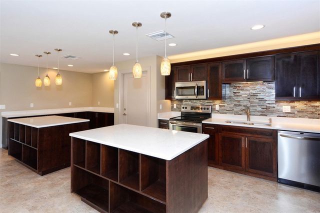 8773 MIDNIGHT PASS ROAD 302G, Sarasota, FL 34242