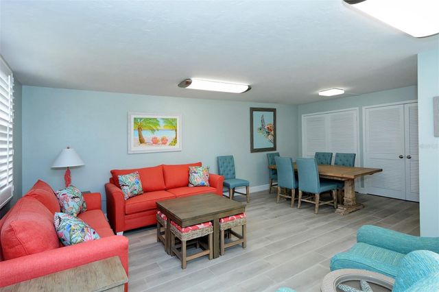 8773 MIDNIGHT PASS ROAD 302G, Sarasota, FL 34242