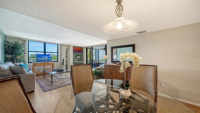 8773 MIDNIGHT PASS ROAD 302G, Sarasota, FL 34242