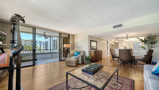 8773 MIDNIGHT PASS ROAD 302G, Sarasota, FL 34242