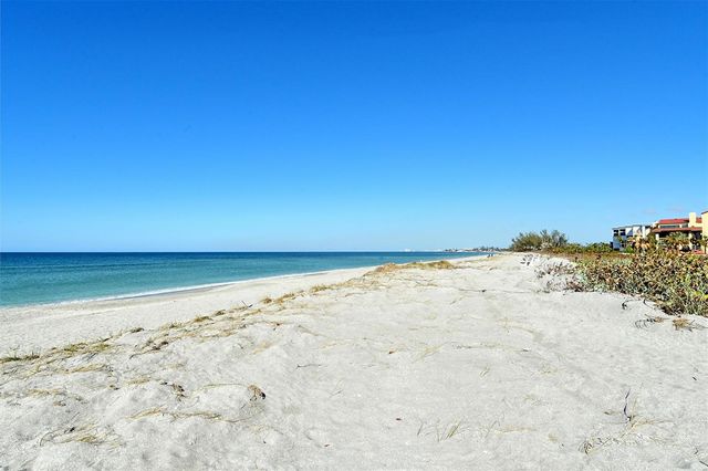 8773 MIDNIGHT PASS ROAD 302G, Sarasota, FL 34242