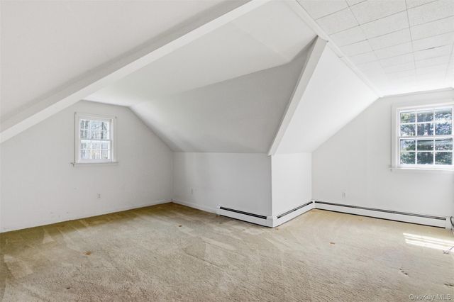 6 Oakland Lane, East Quogue, NY 11942