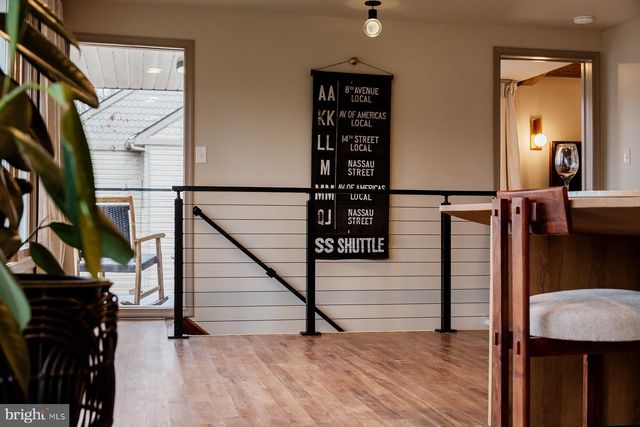 425 YALE AVE, Mt Gretna, PA 17064