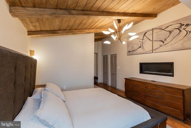 425 YALE AVE, Mt Gretna, PA 17064