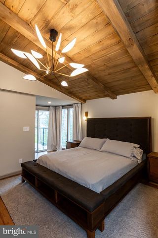 425 YALE AVE, Mt Gretna, PA 17064