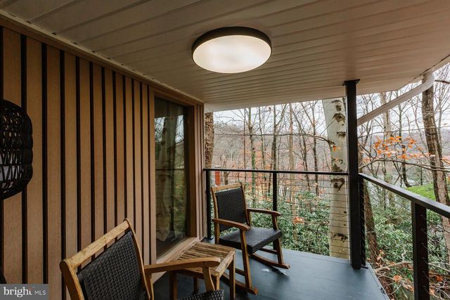 425 YALE AVE, Mt Gretna, PA 17064