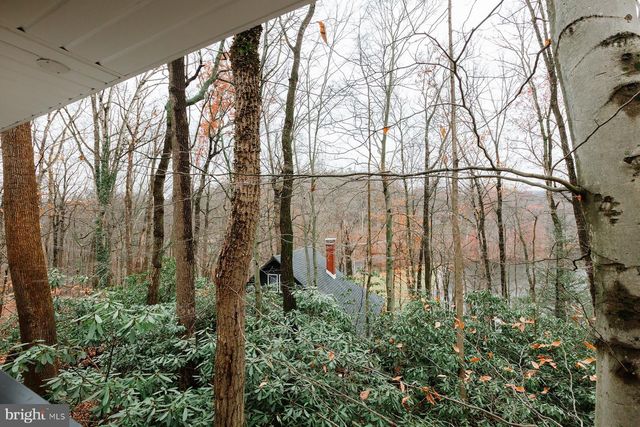 425 YALE AVE, Mt Gretna, PA 17064