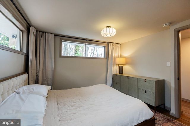 425 YALE AVE, Mt Gretna, PA 17064