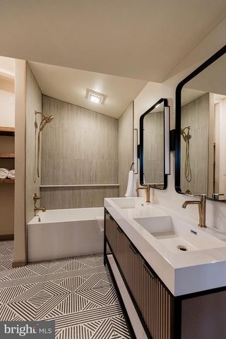 425 YALE AVE, Mt Gretna, PA 17064