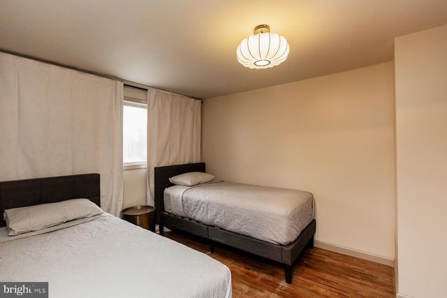 425 YALE AVE, Mt Gretna, PA 17064