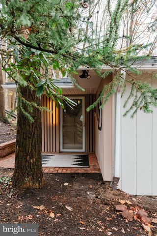 425 YALE AVE, Mt Gretna, PA 17064