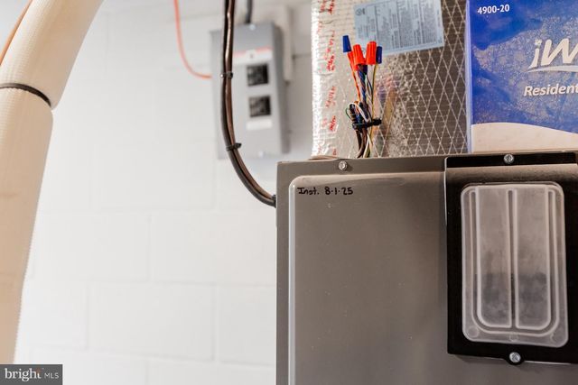 425 YALE AVE, Mt Gretna, PA 17064