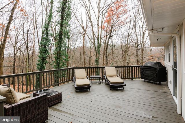 425 YALE AVE, Mt Gretna, PA 17064