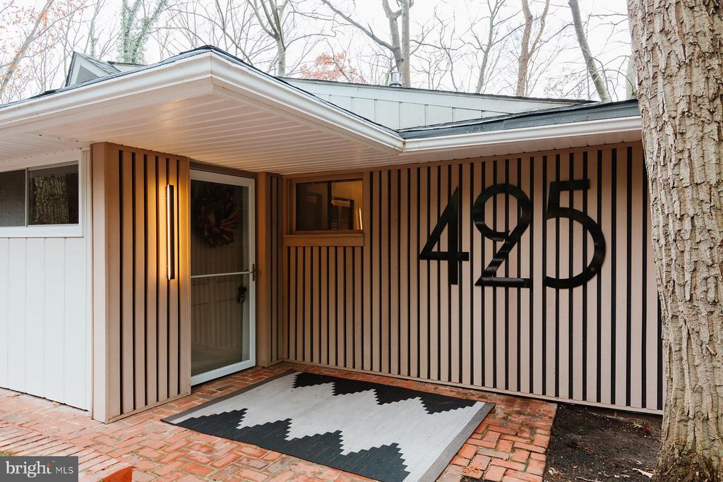 425 YALE AVE, Mt Gretna, PA 17064