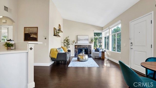19431 Rue De Valore, Lake Forest (el Toro), CA 92610
