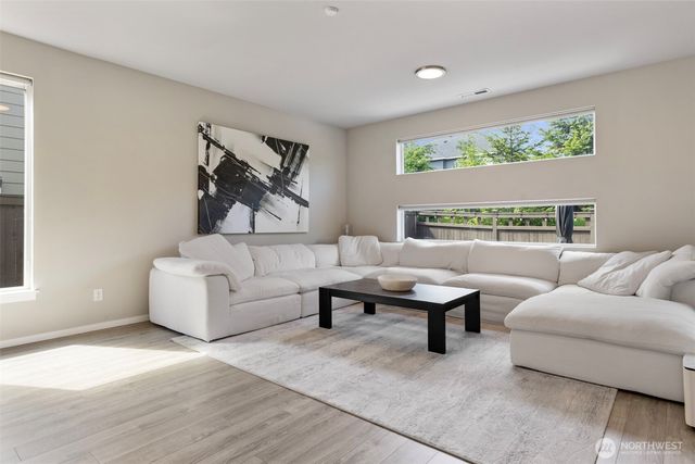 11574 Arrowhead Drive, Gig Harbor, WA 98332