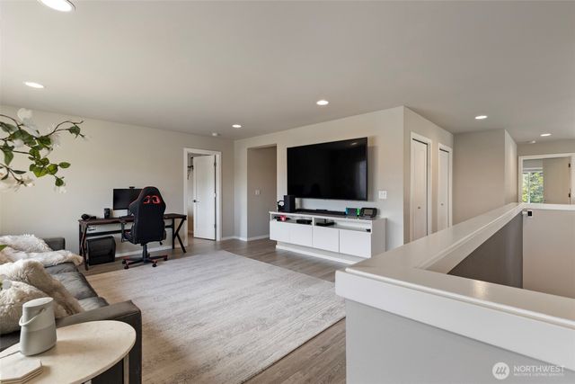 11574 Arrowhead Drive, Gig Harbor, WA 98332