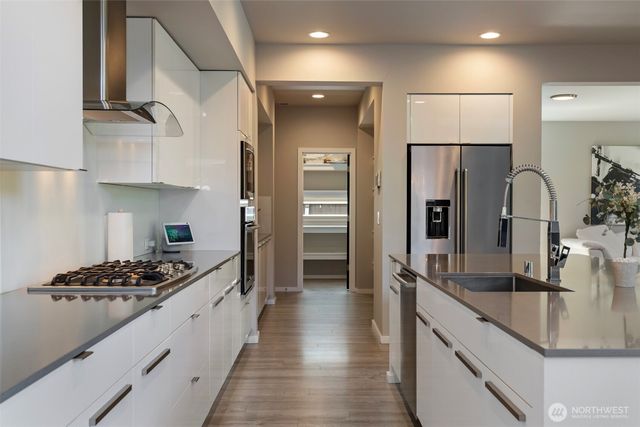 11574 Arrowhead Drive, Gig Harbor, WA 98332