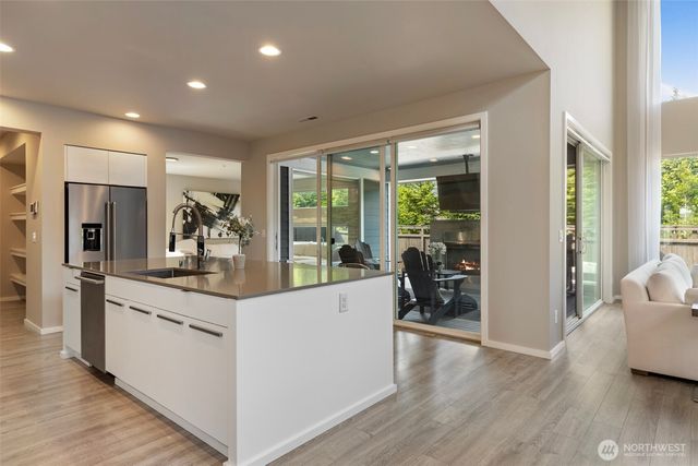 11574 Arrowhead Drive, Gig Harbor, WA 98332