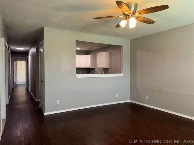 14227 S Hickory Place, Glenpool, OK 74033