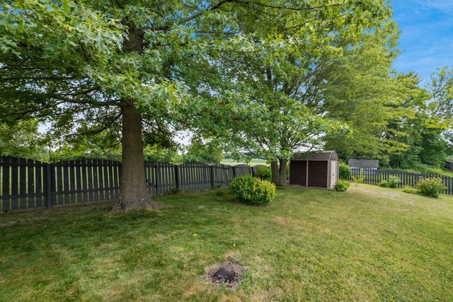 206 Oxford Drive SW, Pataskala, OH 43062