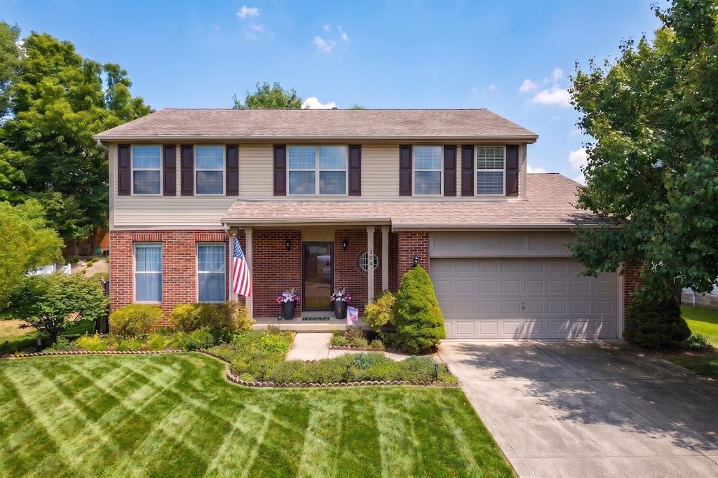206 Oxford Drive SW, Pataskala, OH 43062