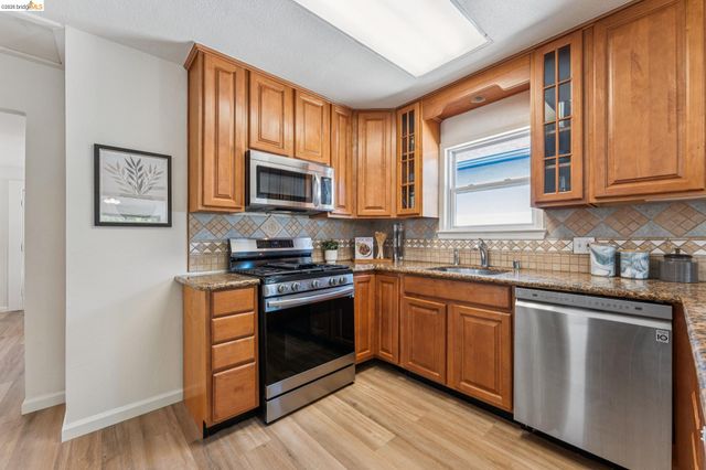 1672 67th Avenue, Oakland, CA 94621