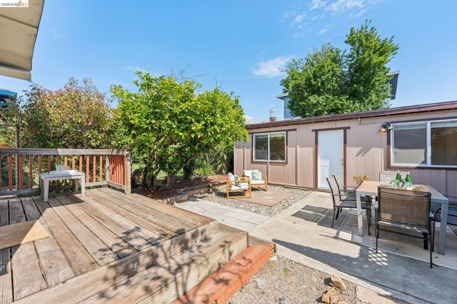 1672 67th Avenue, Oakland, CA 94621
