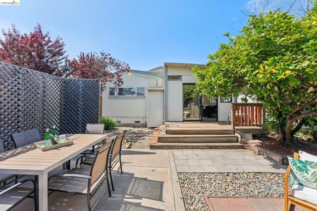 1672 67th Avenue, Oakland, CA 94621