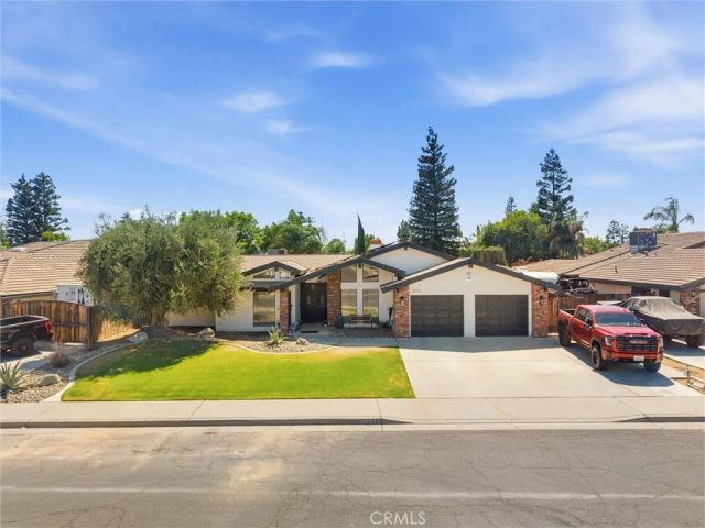 5113 Colonial, Bakersfield, CA 93308