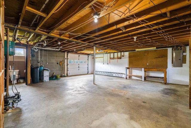 315 BALSLEY RD, Staunton, VA 24401