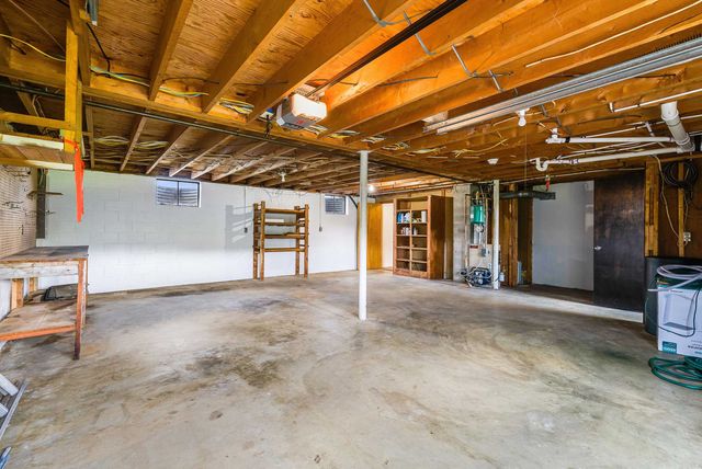 315 BALSLEY RD, Staunton, VA 24401