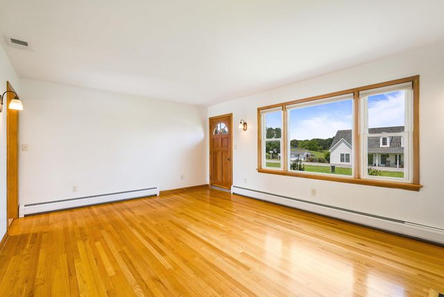 315 BALSLEY RD, Staunton, VA 24401