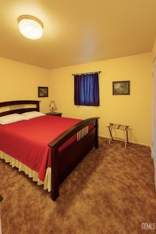 10520 Spruce Drive, Wofford Heights, CA 93285