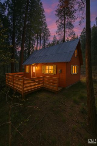 10520 Spruce Drive, Wofford Heights, CA 93285