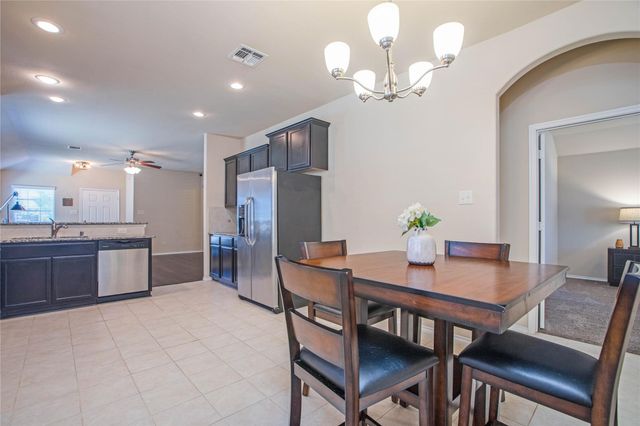 8905 Deadwood Lane, Aubrey, TX 76227