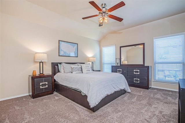 8905 Deadwood Lane, Aubrey, TX 76227