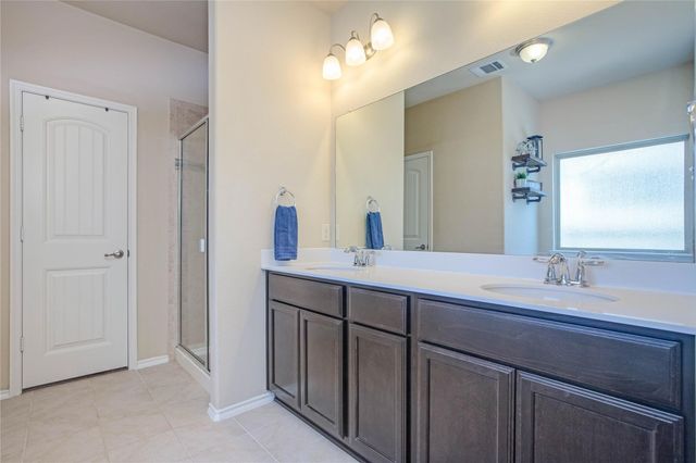 8905 Deadwood Lane, Aubrey, TX 76227