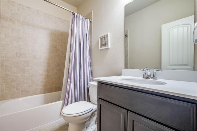 8905 Deadwood Lane, Aubrey, TX 76227