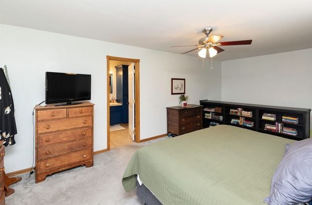 3211 56th Street, Des Moines, IA 50310