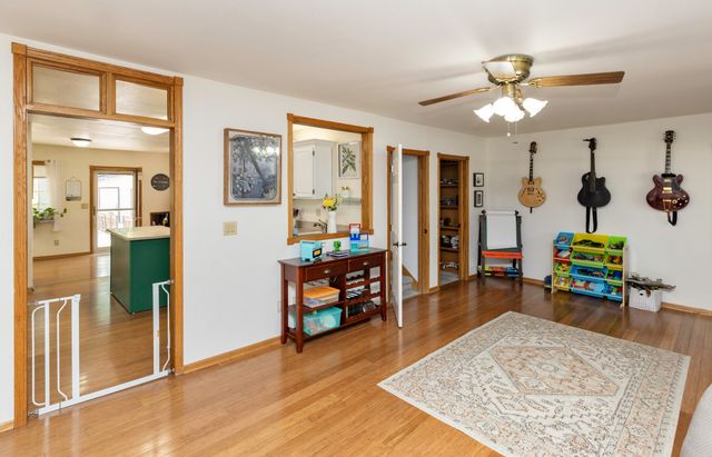 3211 56th Street, Des Moines, IA 50310