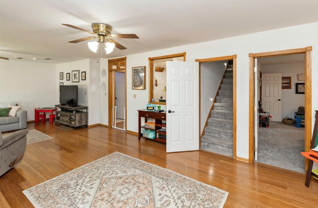 3211 56th Street, Des Moines, IA 50310
