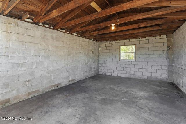 2205 COMMONWEALTH Avenue, Jacksonville, FL 32209