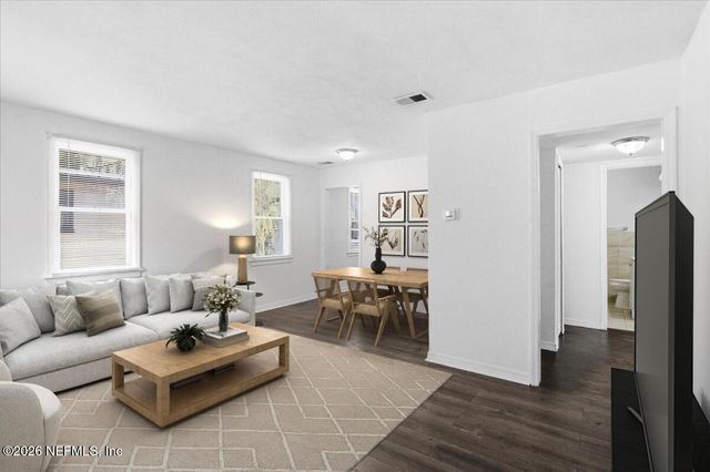 2205 COMMONWEALTH Avenue, Jacksonville, FL 32209